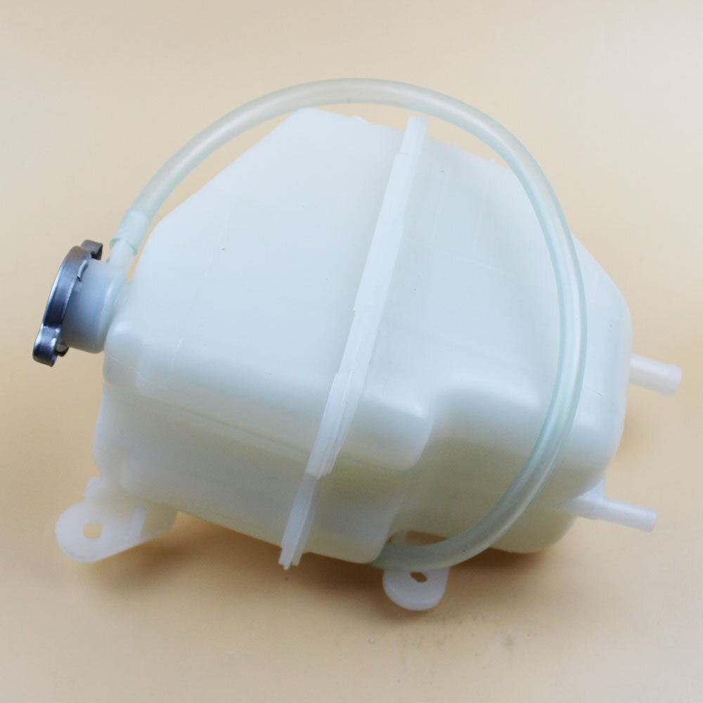 Car Styling Engine Radiator Coolant Reservoir expansion tank MB924891 for Mitsubishi Delica L400 / Space Gear 1994-2005