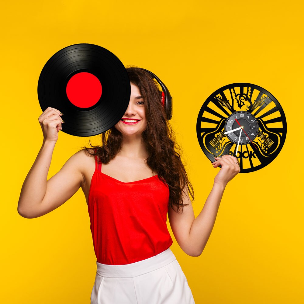 Rock Hand Sign Wall Art Wall Clock Music Room Wall Decor Vinyl Record Clock Rock Music Lover Guitar Players Guitar Ornament