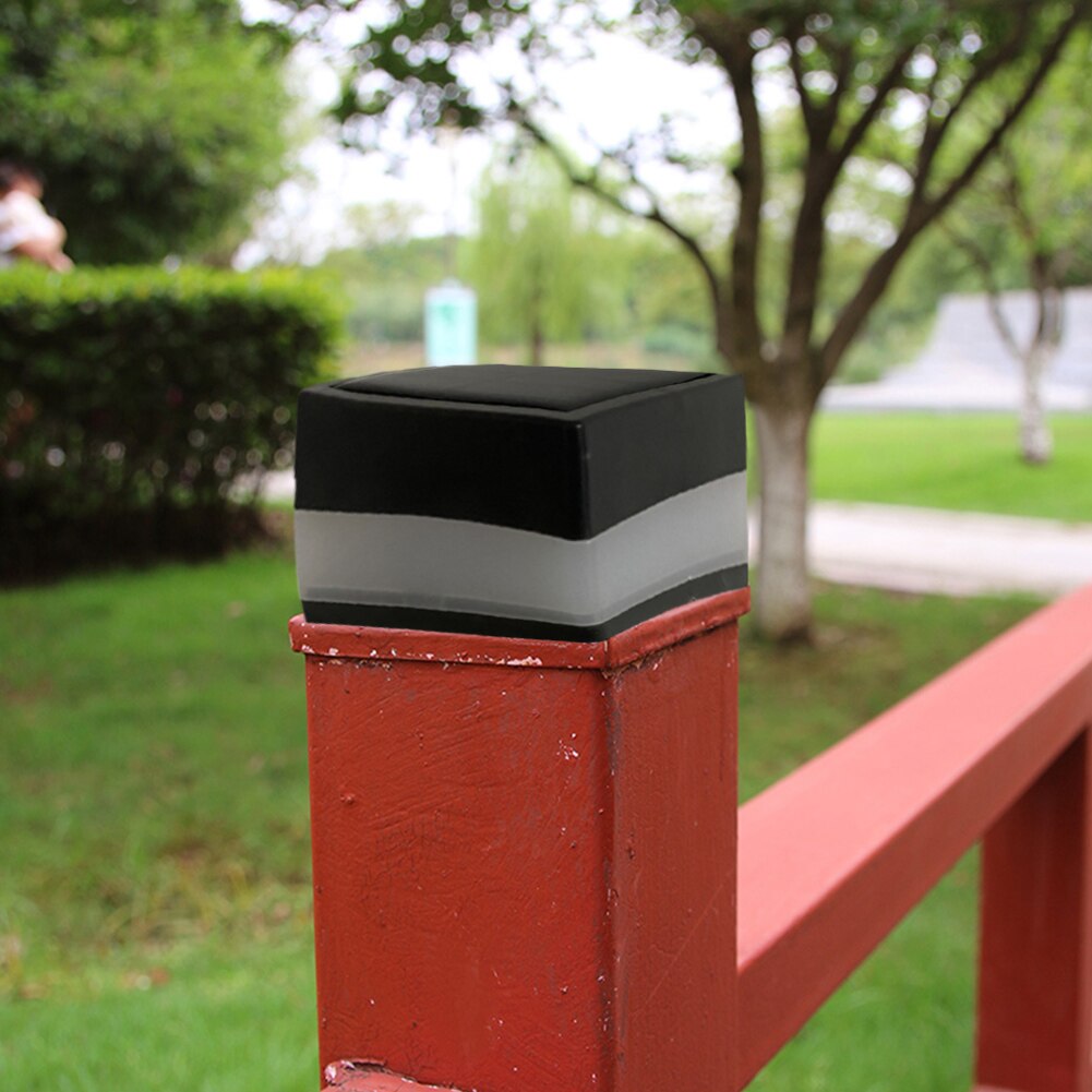 Imperméable à l'eau Lumière de Pilier Solaire de Jardin Extérieur Poteau LED Clôture Lampadaire Cour Extérieure Villa Paysage Lumière