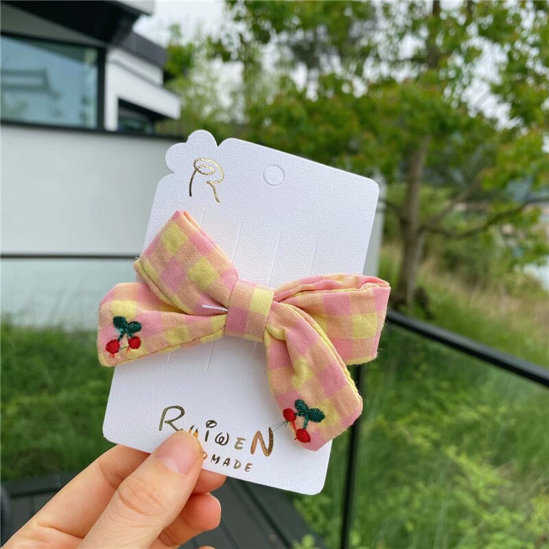 Poco cereza bordado Hairhpin para niñas Plaid impresión Pasador para pelo de lazo para los niños del bebé del pelo de Clip para el cabello accesorios herramientas