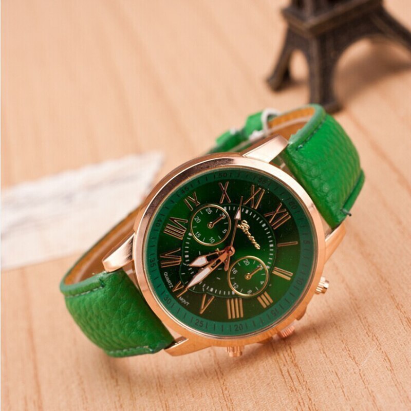 Drie-ogen horloge retro student koppel horloge mannen en vrouwen riem quartz trend horloge: Donkergroen