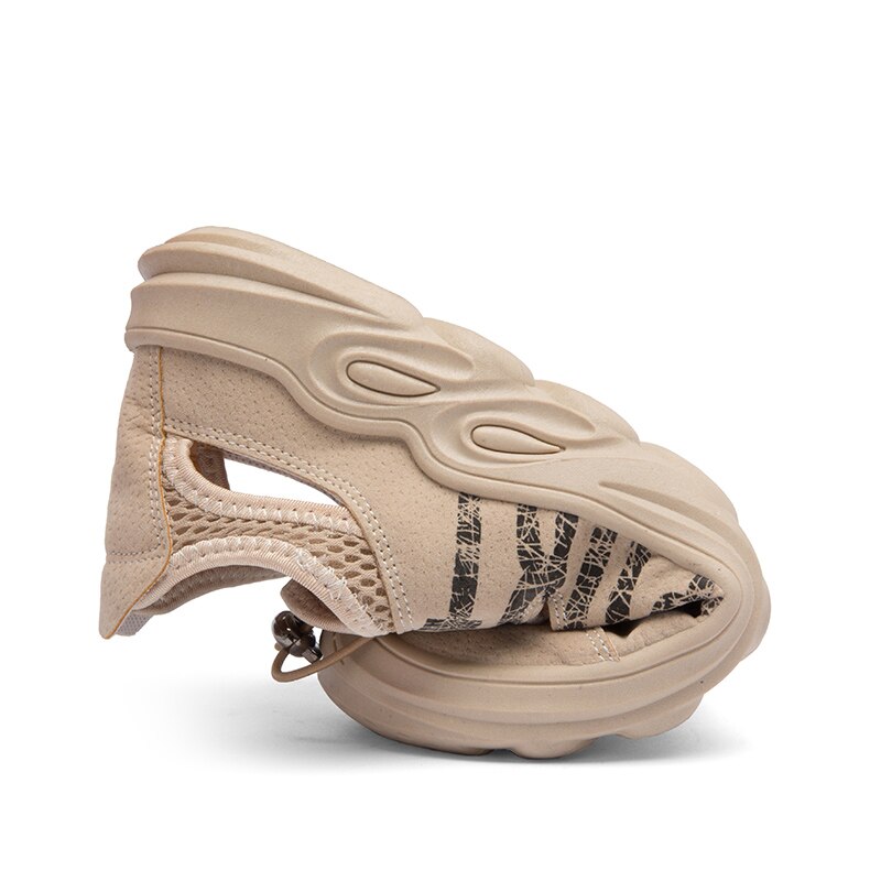 Sandały dziurki buty do wody dla mężczyzny drążą siatki oddychające Outdoor Sport Walking Upstream buty na plażę męskie buty do wody