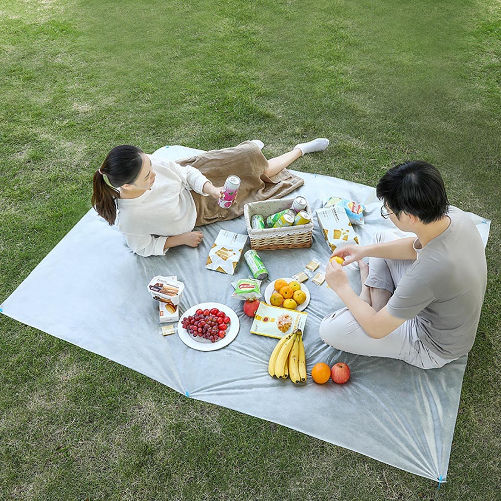 Camping Mat Waterproof Beach Blanket Outdoor Portable Picnic Ground Mat Mattress Outdoor Camping Disposable Picnic Mat Z0512