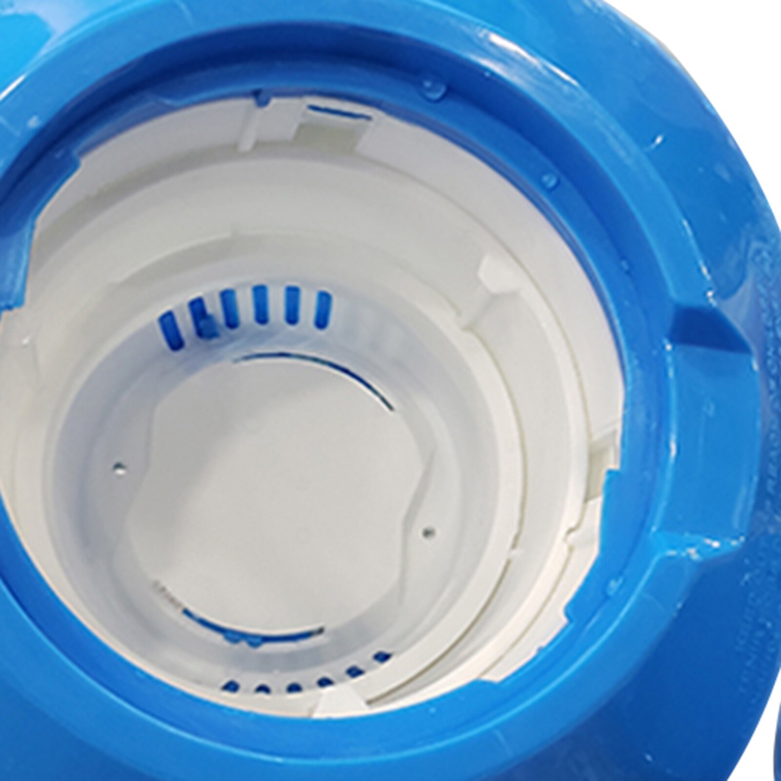 Deluxe Large Blue And White Floating Swimming Pool Chlorine Dispenser Disinfection Automatic Swimming Pool Cleaning Tools