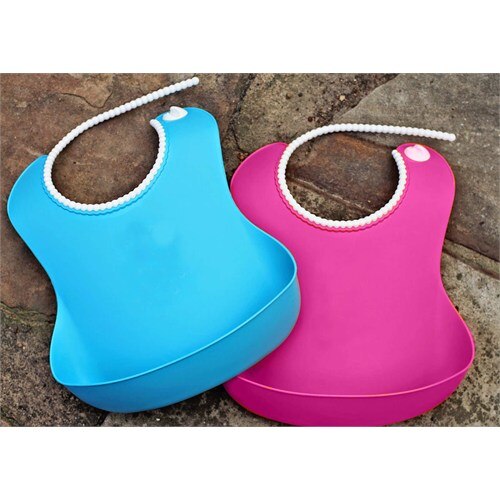 Pelican Silicone Bib/Red