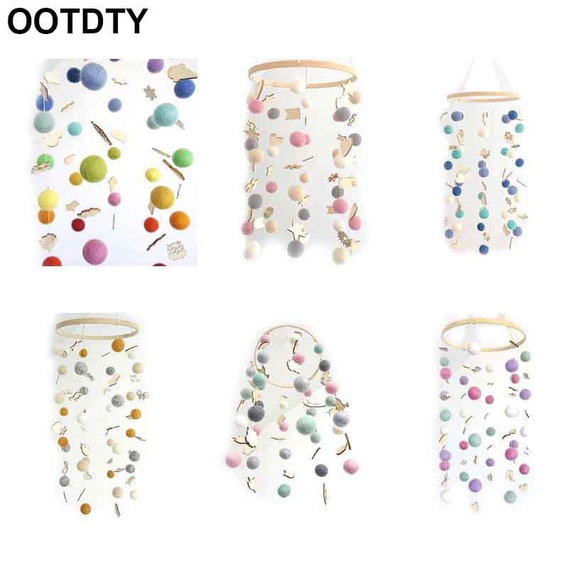 1 einstellen Regenbogen Haar Ball Baby Wolle Bälle Kind Zimmer Bett Hängen Dekor Pflege Windspiele Bett Glocke Heimat freundlicher zimmer Dekoration