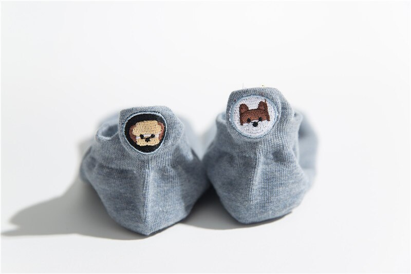 2020Socks children's left and right feet embroidery dog boat socks women's college wind spring socks cotton cartoon products: Blue