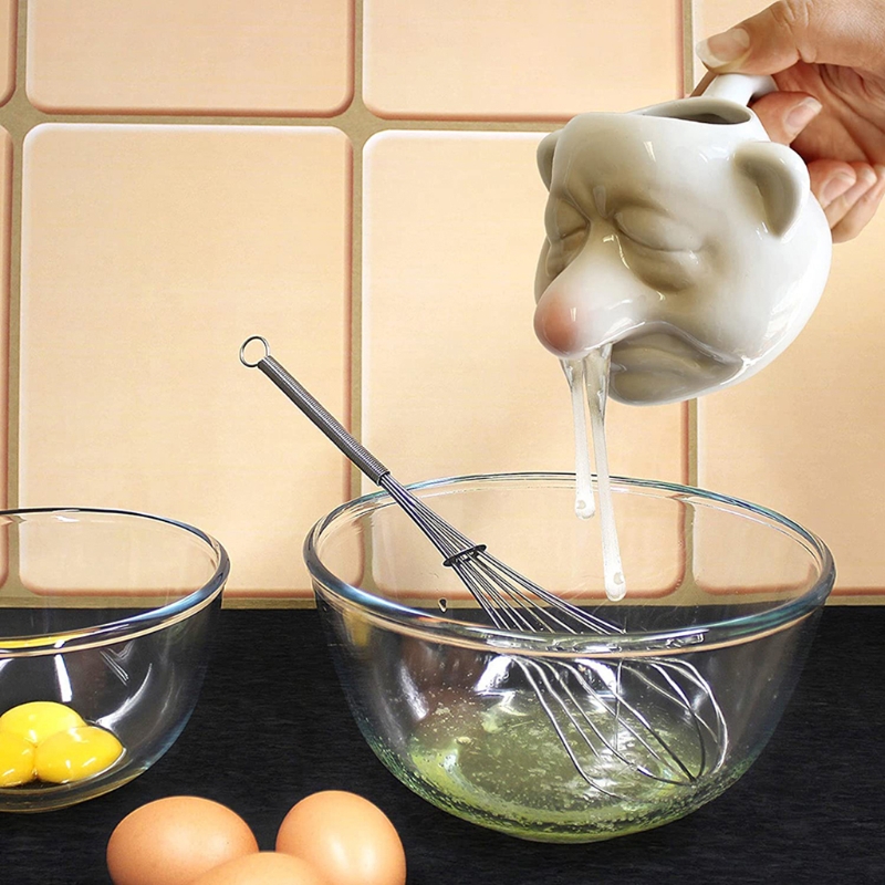 Funny Dwarf Ceramic Egg Yolk Separator Handheld Egg White Running from Nose Egg 87HA