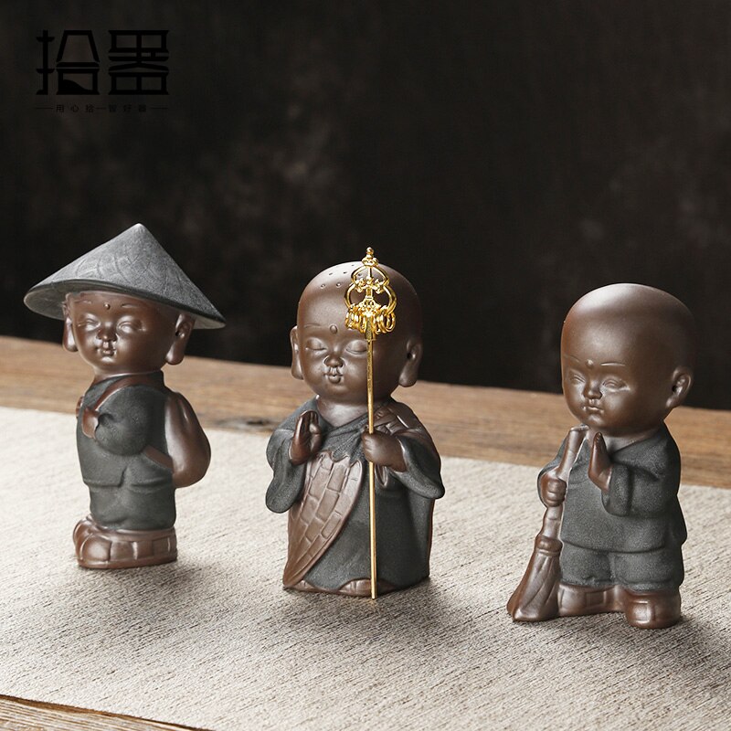 Zisha petit moine décoration en forme d'animal | Plateau à thé fin, Table de thé Zen, Table de thé, Statue de bouddha porte-bonheur