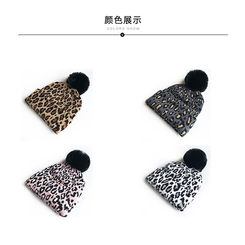 Chapeaux imprimés léopard pour femmes, casquette d'hiver en fourrure tricotée, accessoires de photographie chauds pour filles, chapeau tricoté mignon avec pompon, casquette de Ski chaude