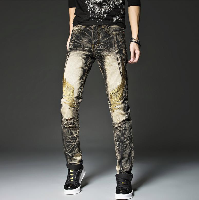 Herr svart rock hip hop jeans nitar broderi guld vingar byxor europa och amerika street vintage slitna raka jeans