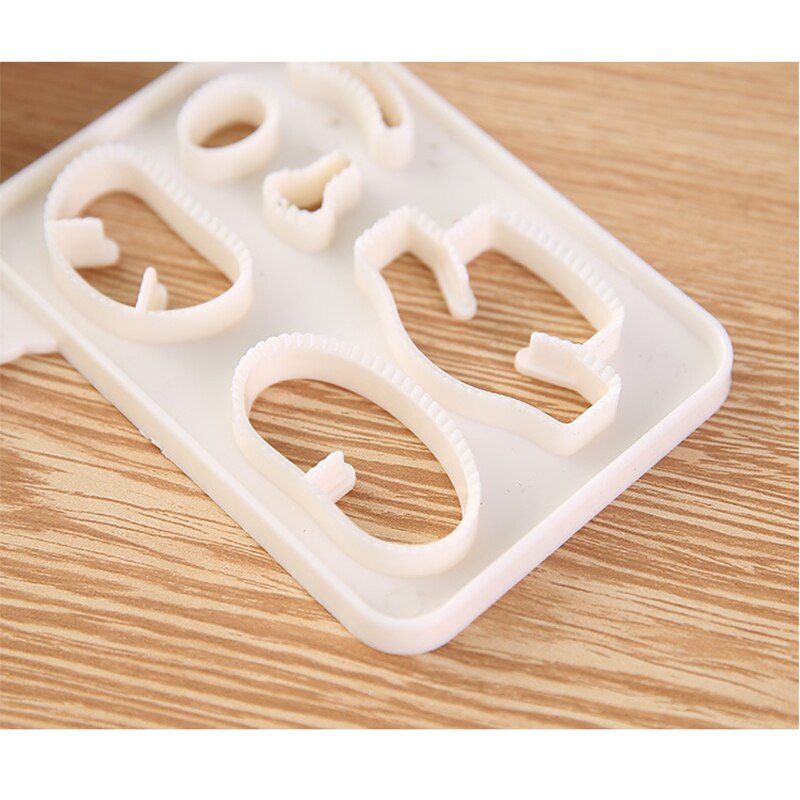 4pcs/Set Cute Panda Rice Mold DIY Sushi Mold Maker Dry Roasted Seaweed Cutter Sushi Making Kitchen Tools Bento Accessories