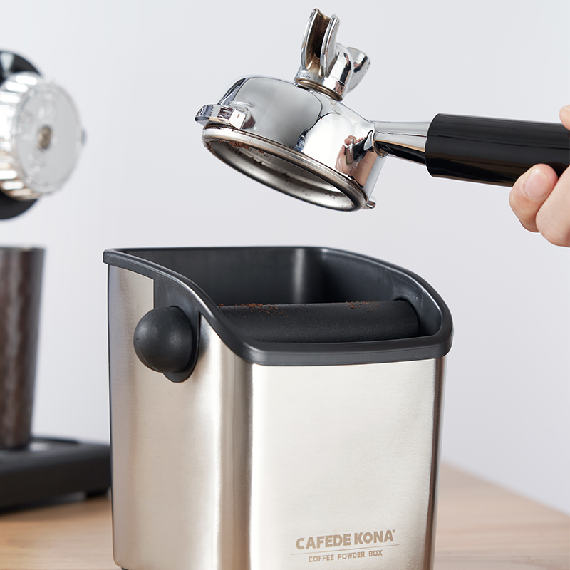 CAFEDEKONA Coffee Knock Box 700ml High-capacity With Sturdy Steel Build No-slip Base Padded Knock Bar Great Pick For Baristas