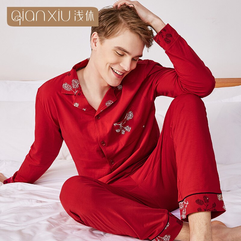 Qianxiu efterår modelparret pyjamassæt til mænd 95%  bomuld festlig rød og julefarve 18142