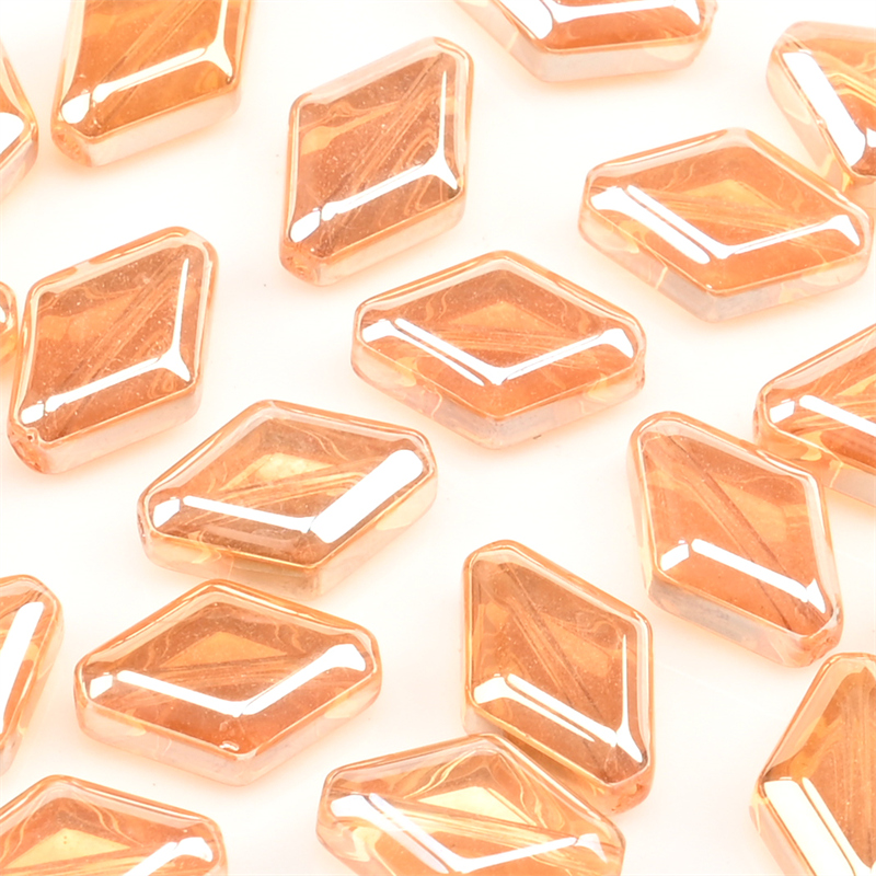 Perline bicono in vetro ceco da 15 mm Perline di cristallo rombico di colore elettrolitico Fatte a mano Artigianato fai da te Anelli pendenti Accessori: Oro