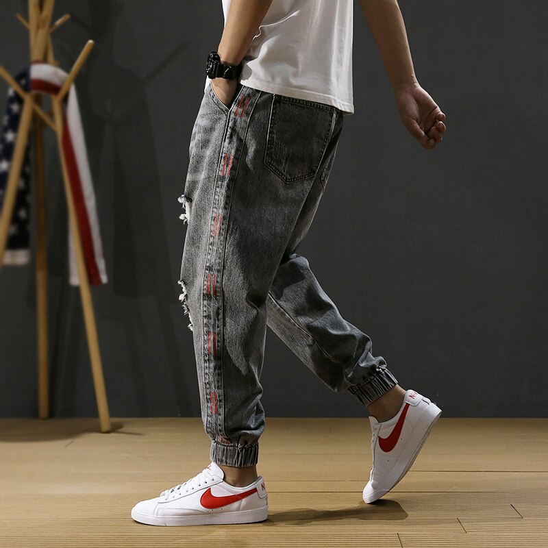 Style japonais hommes jean rayé concepteur coupe ample détruit déchiré Harem jean hommes Cargo pantalon Streetwear Hip Hop jean