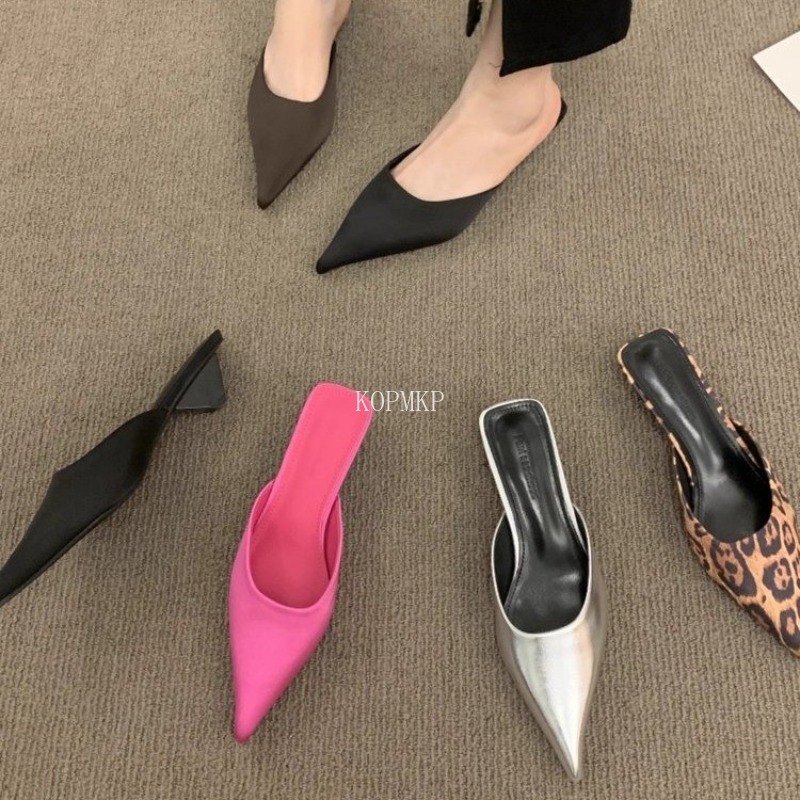 2024 Lente Puntige Neus Vrouwen Muiltjes Slipper Mode Candy Kleur Dames Elegante Jurk Sandaal Vierkant Lage Hak Slip Op Dia 'S Schoenen