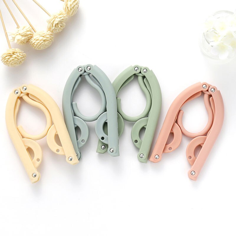 Portable Folding Clothes Hanger Multifunction Magic Stretch Drying Rack Home Wardrobe Storage Rack Women Travel Clothes Hanger