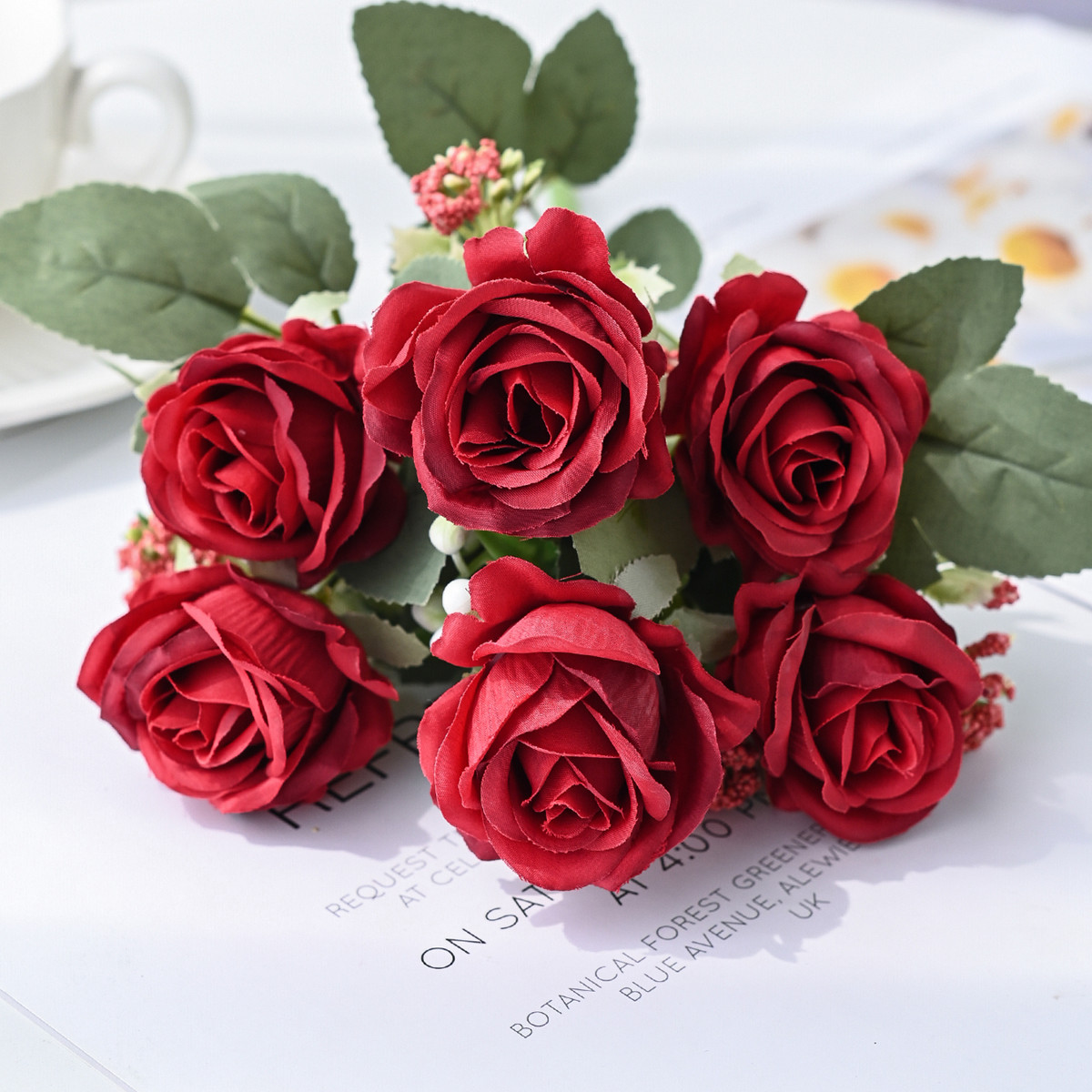 Flores artificiales de seda, ramo de rosas para el Festival, jarrón de Mesa para el hogar, ramo de novia, decoración de bricolaje, utilería para escenario: Negro