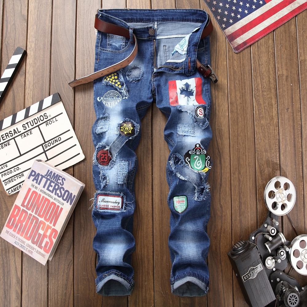 Märkesjeans herr slitna nödställda hål tryckta lapptäcke homme jeansbyxor plus storlek 29-38 blå herrjeans