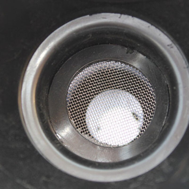 Sort plast biltragt benzintragt med mesh filter blødt tud rør til brændstof diesel