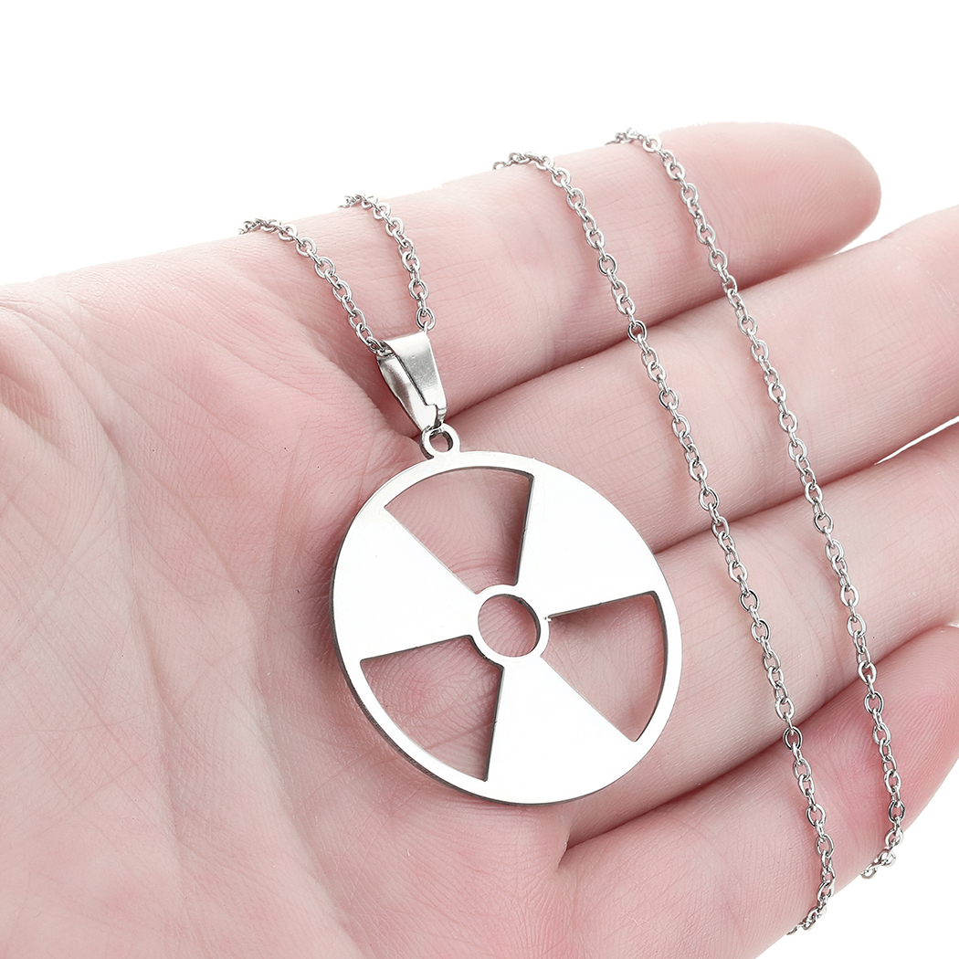 Kinitial Janeiro-colgante con símbolo de peligro de radiación, collar radiactivo, Logo de Hulk, emblema Nuclear, logotipo Cyber Goth, estampado Stalker