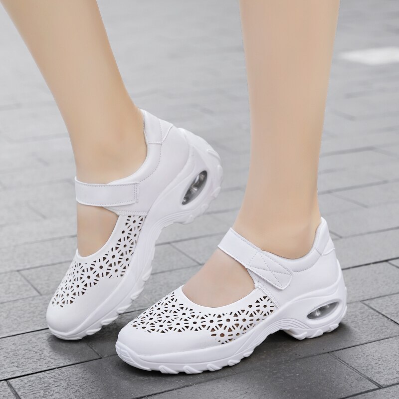 Summer Style Women's Outdoor Sneakers Comfortable Breathable Hollow Casual Shoes Sports Mesh Womans White Shoes