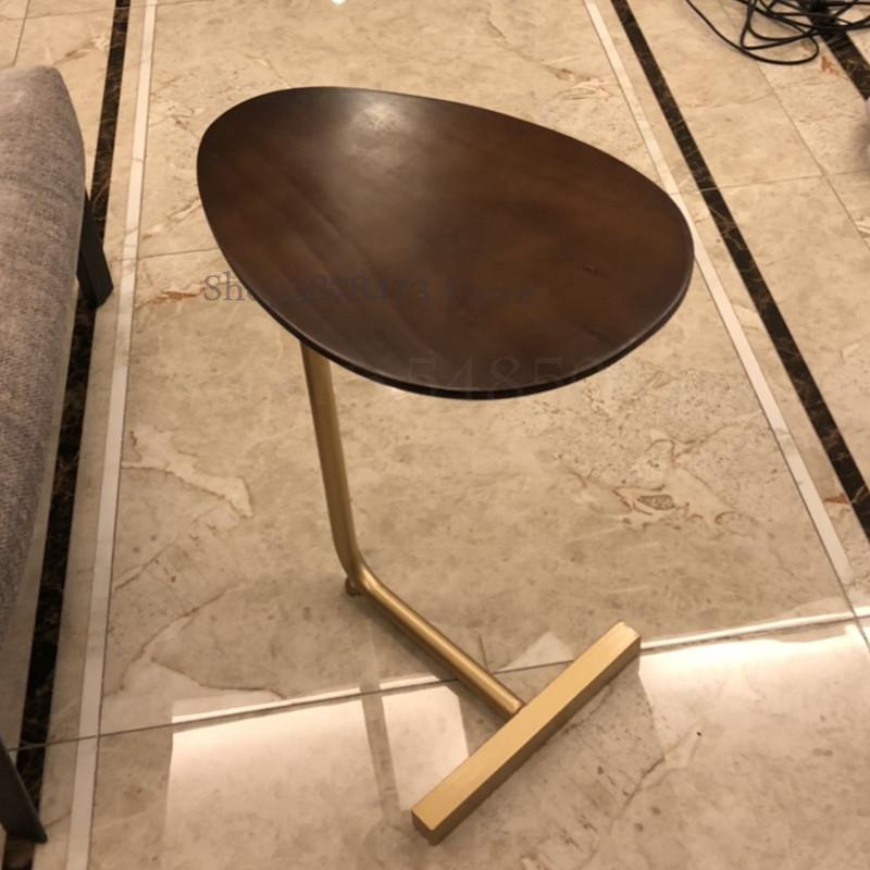 Nordisk minimalistisk soveværelse sengebord oval massivt træ læsebord balkon lille sofabord sofa mini hjørnebord: Gnister  fy 10