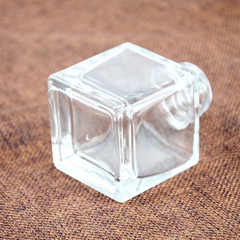 5 stk/parti 50ml/100ml klare firkantede aroma rørdiffusor glasflasker blyfri materiale vaser med sorte/sølv/guldhætter