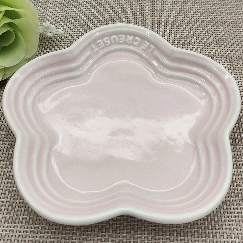 5,5 zoll Pflaumenblüte Kleine Teller Französisch Kühle Farbe Kuchen Dessert Teller Keramik Geschirr Haustier Schrittweise Spike Knochen Platte Geschirr: Lila