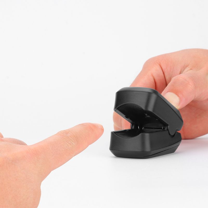 Fingertupp pluse oksymeter fingerpuls oksemonitor blod oksygen stasjon oksymeter blod oksygen måler pulsmåler