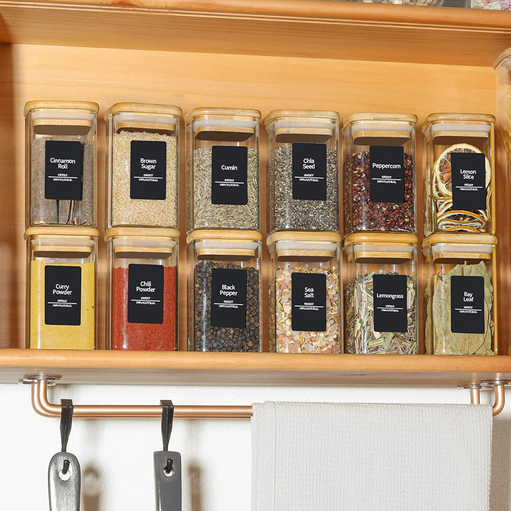 Glazen kruidenpotjes met bamboe deksel, 8oz luchtdichte vierkante containers met zwarte labels, lege kruidenpotten voor kruidenzoutsuiker