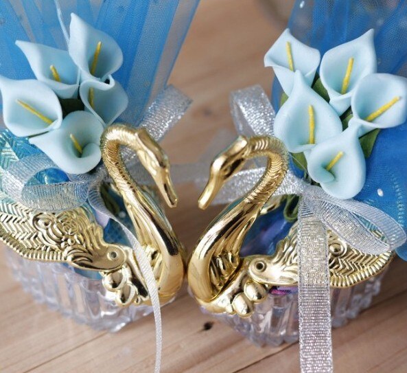 24 Set Bruiloft Gunst Dozen Acryl Zwaan Met Mooie Lelie Bloem Bruiloft Candy Gunsten Baby Shower Dozen Snoep: blue