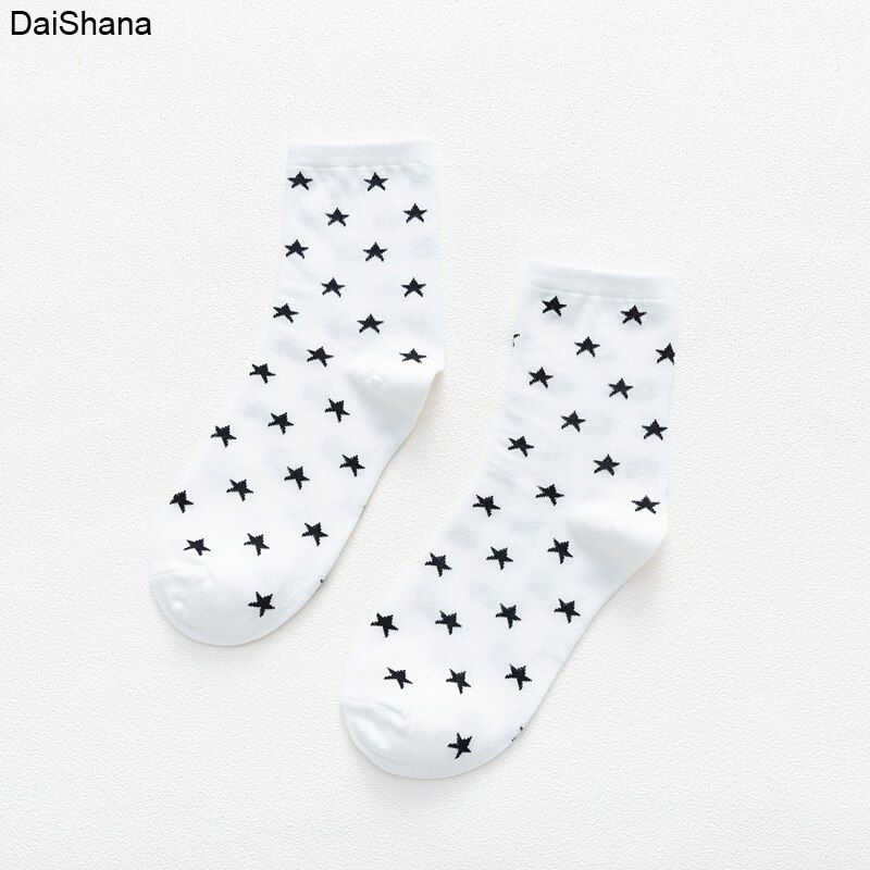 1Pairs Small Star Trend Medium Tube Socks Japanese Women&#39;s Cotton Socks: 01