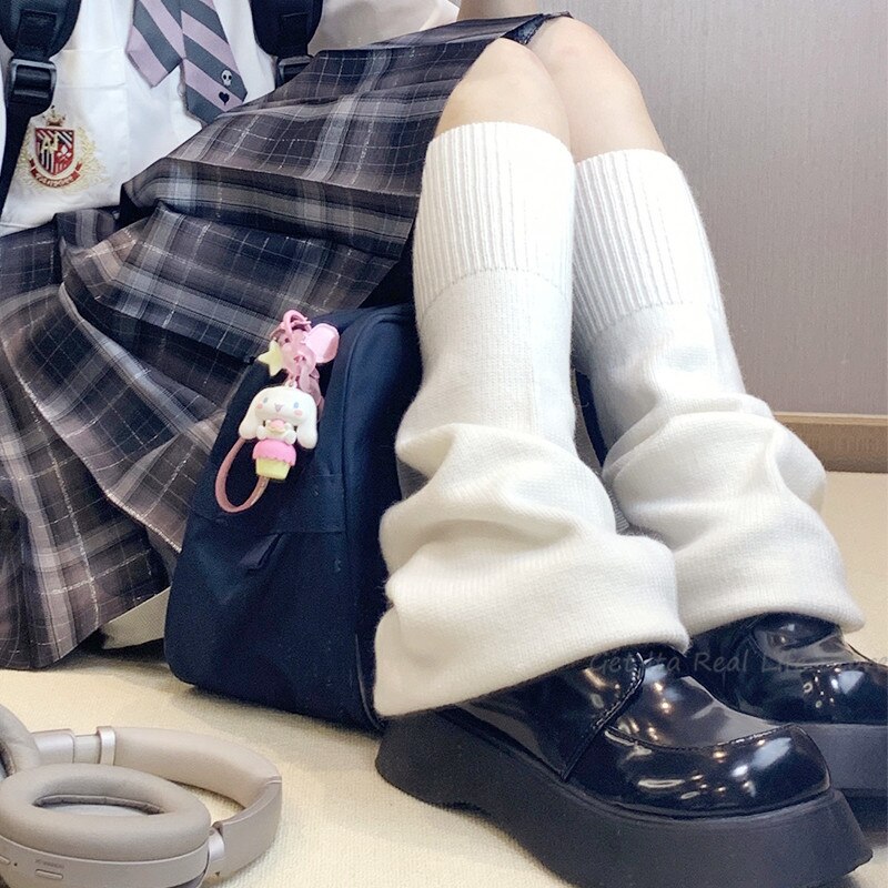 Japan Flared Leg Warmer Women&#39;s Kawaii White Winter Loose Boot Socks Girls Uniform Knitting Cute Knee Warmer Japanese Leg Socks