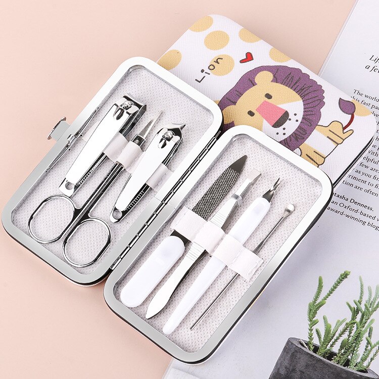 7 PCS Nail Clippers Kit Stainless Steel Compact Portable Complete Multi-purpose Nail Cutter Scissor Manicure Pedicure Tool: 7pcs Lion