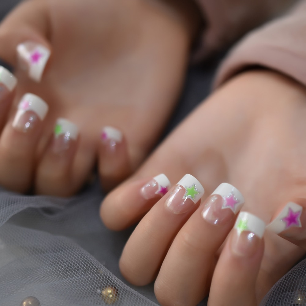 Skimmer stjärna franska naglar silver leende linje färgglada stjärnor nail art tips flicka lösnaglar liten storlek student