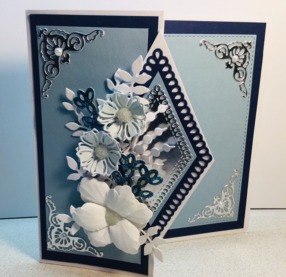 Stansad metall skär stansar skär diamant riv romb ram alinacraft scrapbook papper hantverk album kort kniv konst cutter stans