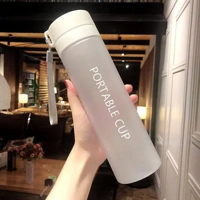 800ML Portable Large Capacity Water Cup Plastic Cup Travel Outdoor Sports Leakage Sealing Water Bottle Frosted Plastic Cup: MULTI