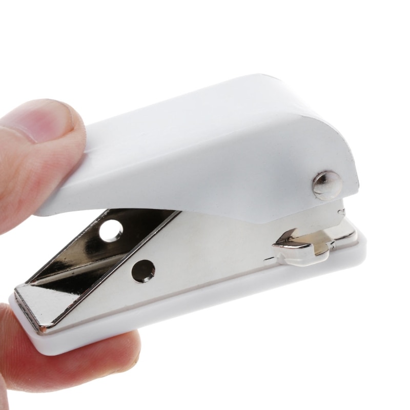 Outil de poinçonnage d'aile de fléchettes , perforateur de trou de vol de fléchettes, accessoire d'anneau en métal