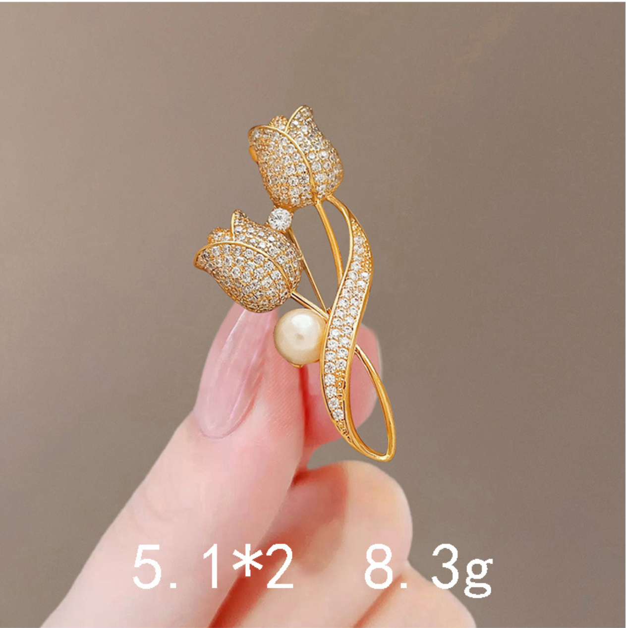 Broches de diamantes de imitación de mariposa y perlas a la para mujer, alfileres de ropa fijos de Metal elegantes, joyería diaria de alta gama al por mayor: Chapado en platino