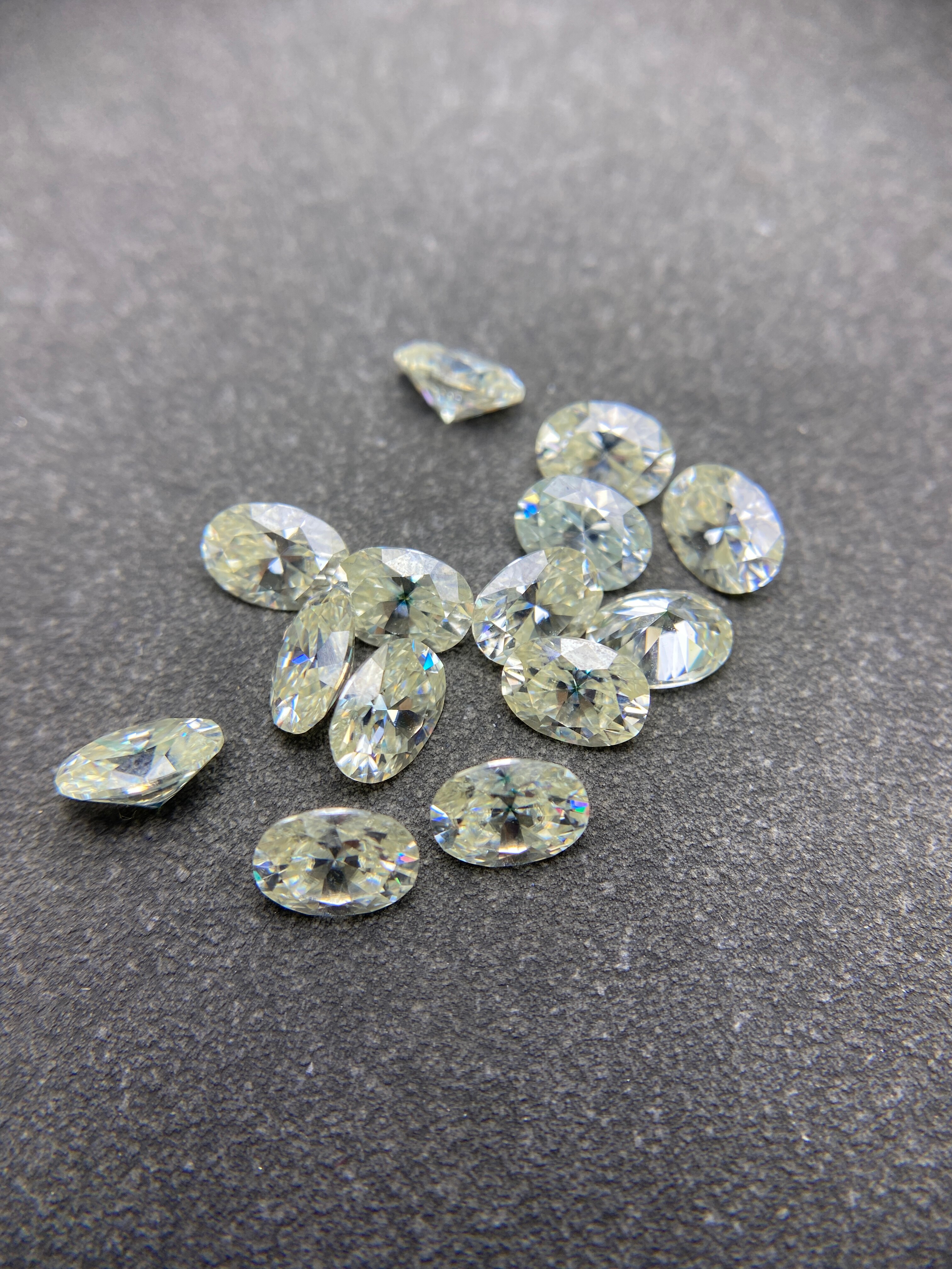 100% 5x7mm 1.0CT Moissanite ovale Face Cutter pietra nuda laboratorio allevato diamante matrimonio fidanzamento gioielli supporto all&#39;ingrosso