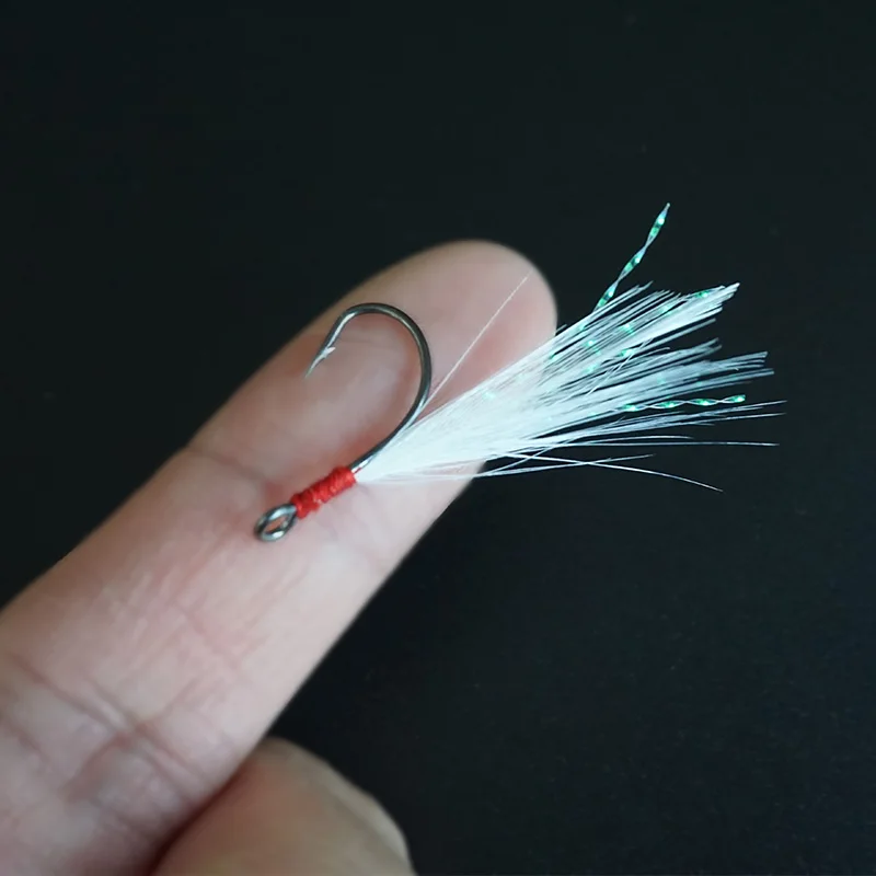 Outkit 10 st högkolhaltigt stål fiske enkelkrok med fjäder karp krok fiske krok med ring fisk krokar för bete sked