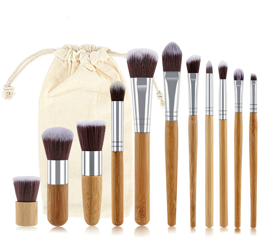 11 stk naturligt bambus håndtag makeup børster sæt foundation blending kosmetisk make-up værktøjssæt med bomuldspose: Med taske