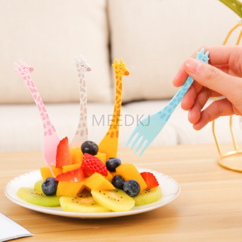 12 blandet giraf frugt gaffel sæt husstand plastik søde tegneserie børn bordservice frugt kage gaffel