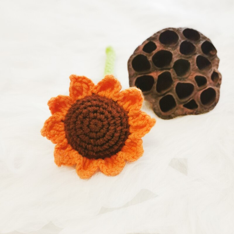 Fil de tournesol fait à la main fleur Bouquet Simulation Crochet tricot tissé à la main crochets de tournesol et accessoires de tricot décor