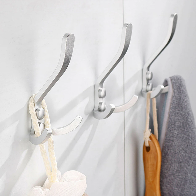 Schwarz Goldene Robe Haken Wand Mantel Rack Für Haus Hängen Schlüssel Halter Kleidung Tür Kleiderbügel Dusche Handtuch Haken Bad Zubehör