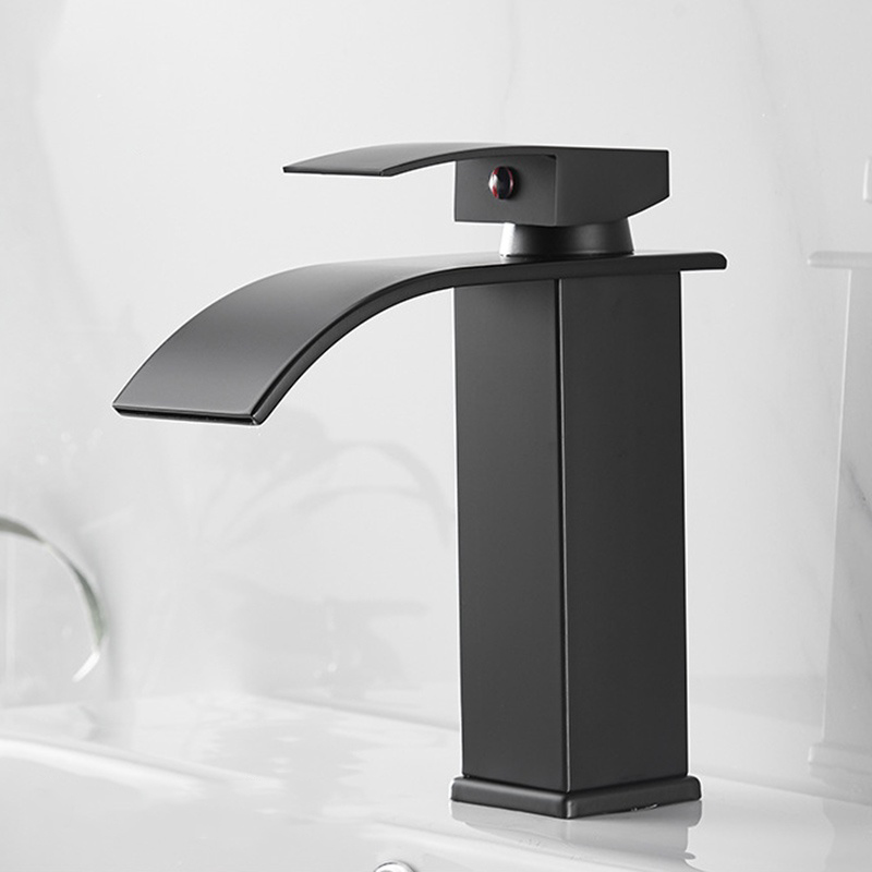 Watervalkraan Badkamer Wasruimte Wastafelkraan Warm en koud water voor het wassen van gezicht en handen Aanrecht wastafelkraan