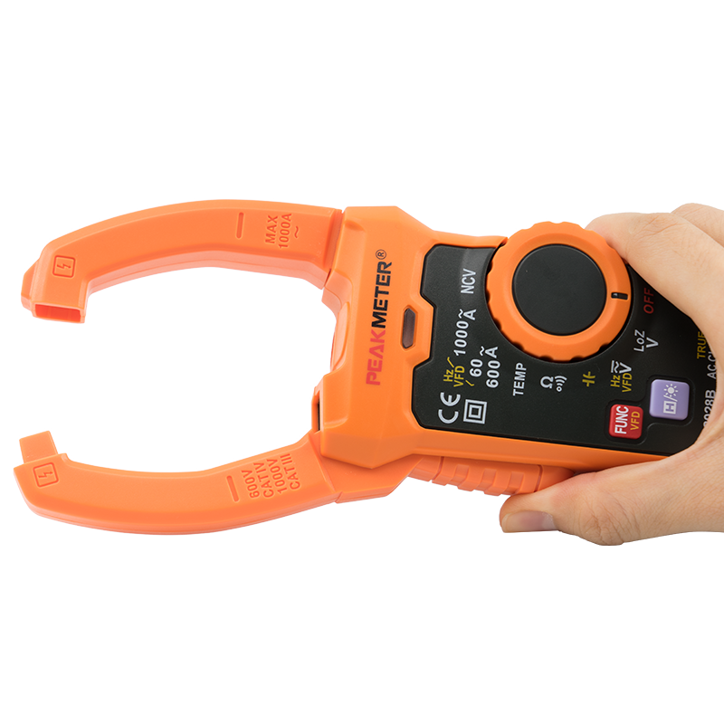 PEAKMETER PM2028B 6000 counts auto range AC Digital Clamp Multimeter True RMS Capacitance Temperature Clamp Meter NCV VFD LowZ