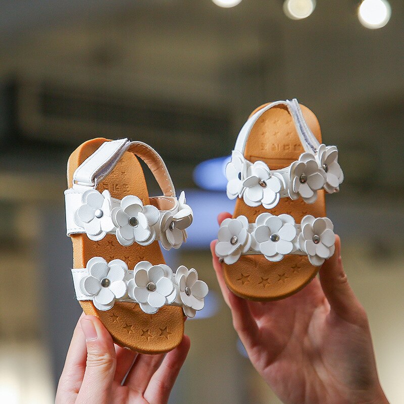 Sommer børnesandaler til piger babysandaler bløde læderblomster prinsesse pigesko børn strandsandaler småbørnssko